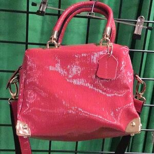 Pink leather purse with Gold Accents